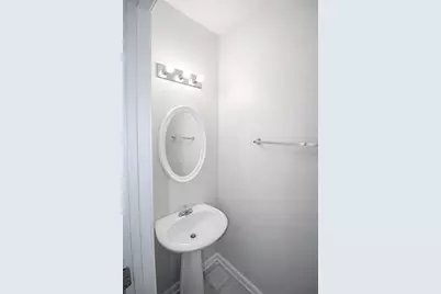 1402 Bayrose Circle #2B, East Point, GA 30344 - Photo 8