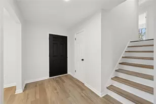 3600 River Hills Ct, Ellenwood, GA 30294 - Photo 4