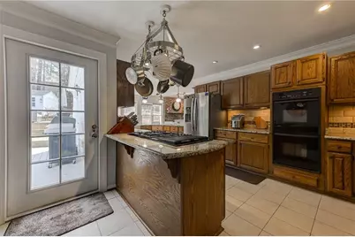 1059 Della Street SE, Marietta, GA 30067 - Photo 8