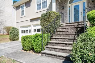 6939 Dockbridge Way, Stone Mountain, GA 30087 - Photo 4