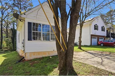 627 Sandys Lane SE, Atlanta, GA 30354 - Photo 2