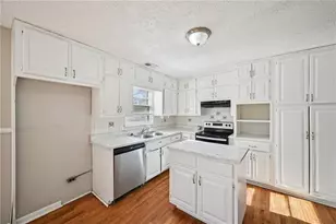 1324 N Hicks Cir NW, Conyers, GA 30012 - Photo 10