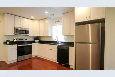 899 E Doyle Street, Toccoa, GA 30577 - Photo 6