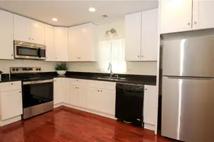 899 E Doyle St, Toccoa, GA 30577 - Photo 10