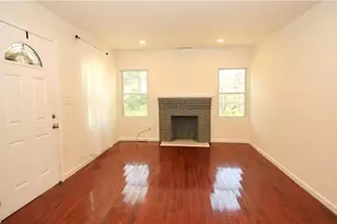 899 E Doyle St, Toccoa, GA 30577 - Photo 4