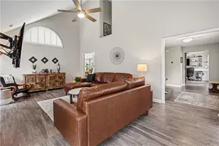 409 Hampton Green, Peachtree City, GA 30269 - Photo 8