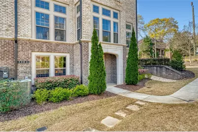 2381 Brissett Lane, Brookhaven, GA 30319 - Photo 4
