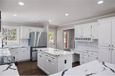 315 Lucinda Court NW, Marietta, GA 30064 - Photo 10