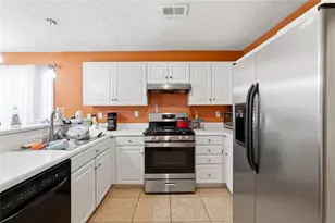 2833 Loral Pines Dr NW, Lawrenceville, GA 30044 - Photo 10