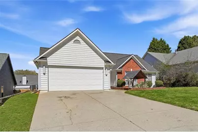 2833 Loral Pines Drive NW, Lawrenceville, GA 30044 - Photo 2