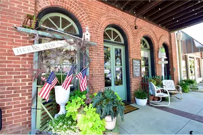 1423 Janice Court SW, Lilburn, GA 30047 - Photo 60