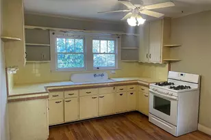 1015 Canton St, Roswell, GA 30075 - Photo 8