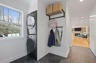 355 Earlston Dr NE, Sandy Springs, GA 30328 - Photo 26