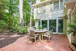 355 Earlston Dr NE, Sandy Springs, GA 30328 - Photo 44