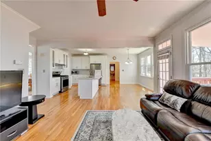 3820 Ansley Park Dr, Suwanee, GA 30024 - Photo 10