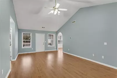 4132 Edenbrooke Circle, Loganville, GA 30052 - Photo 2