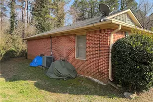 1628 Riverside Trail NE, Conyers, GA 30013 - Photo 2