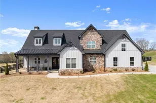 344 Gold Bullion Dr E, Dawsonville, GA 30534 - Photo 1