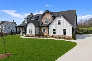 344 Gold Bullion Dr E, Dawsonville, GA 30534 - Photo 2