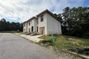 3467 Benjamin E Mays Dr, Atlanta, GA 30331 - Photo 4