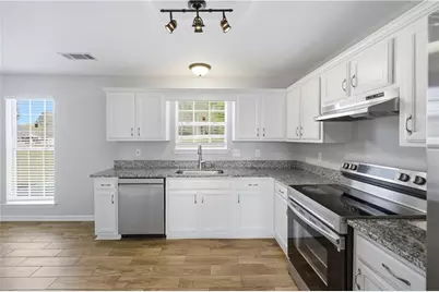 1098 Village Creek, Jonesboro, GA 30238 - Photo 12