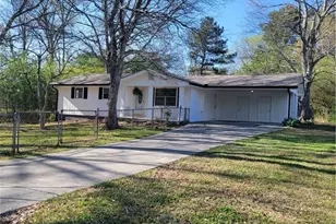 118 Meadows Ct, Hiram, GA 30141 - Photo 2