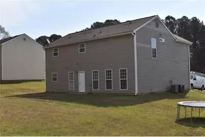 1098 Village Creek, Jonesboro, GA 30238 - Photo 4