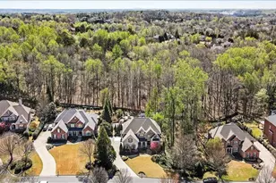 9040 Preston Ln, Suwanee, GA 30024 - Photo 42