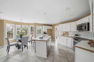 5595 Hillgate Crossing, Alpharetta, GA 30005 - Photo 10