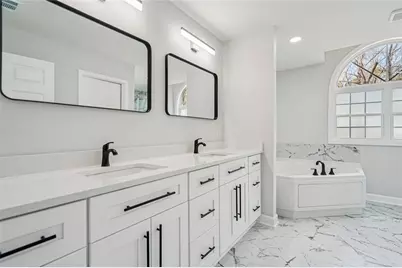 2122 Graystone Parkway, Grayson, GA 30017 - Photo 28