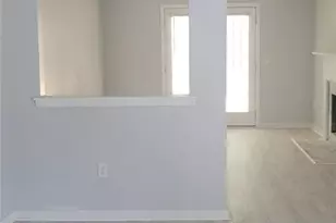 6460 Wellington Chase Ct, Lithonia, GA 30058 - Photo 6