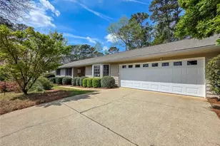 4093 Deerbrook Way SW, Lilburn, GA 30047 - Photo 4