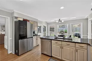 730 Edgewater Pl NW, Kennesaw, GA 30144 - Photo 16