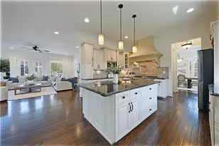 7611 Regency Cir, Atlanta, GA 30350 - Photo 28