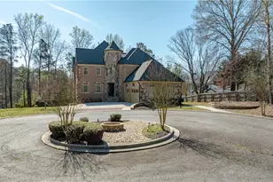 7611 Regency Cir, Atlanta, GA 30350 - Photo 76