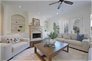 7611 Regency Cir, Atlanta, GA 30350 - Photo 2