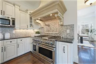 7611 Regency Cir, Atlanta, GA 30350 - Photo 12