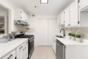 4690 Vinings Central Run SE, Atlanta, GA 30339 - Photo 8