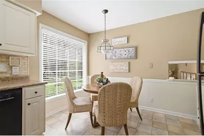 237 Lamplighter Lane SE, Marietta, GA 30067 - Photo 18