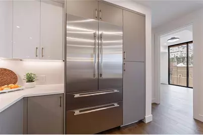 2425 Peachtree Road NE #503, Atlanta, GA 30305 - Photo 12