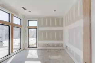 806 Riverside Rd, Sugar Hill, GA 30518 - Photo 4