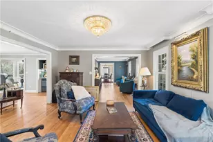 555 Valley Hall Dr, Sandy Springs, GA 30350 - Photo 8