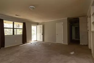 137 Springvalley Cir, Stockbridge, GA 30281 - Photo 2