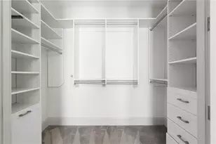 3344 Peachtree Rd NE, Atlanta, GA 30326 - Photo 12