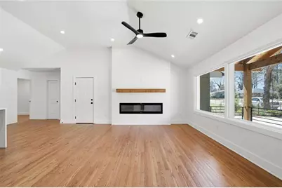 2940 Cloverhurst Drive, Atlanta, GA 30344 - Photo 6