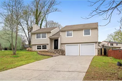 425 Worthington Hills Court, Roswell, GA 30076 - Photo 2