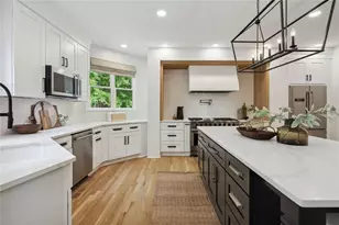 110 Valley Summit Ct, Roswell, GA 30075 - Photo 18