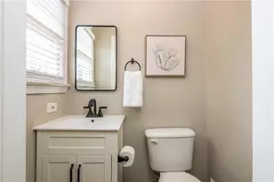 960 Lindridge Dr NE, Atlanta, GA 30324 - Photo 24