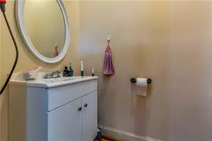 1340 Lyle Ave, East Point, GA 30344 - Photo 12