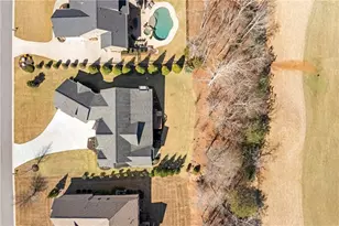 6020 Fairway Park Ln, Jefferson, GA 30549 - Photo 4